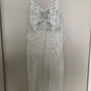 Sexy white lace bodycon dress